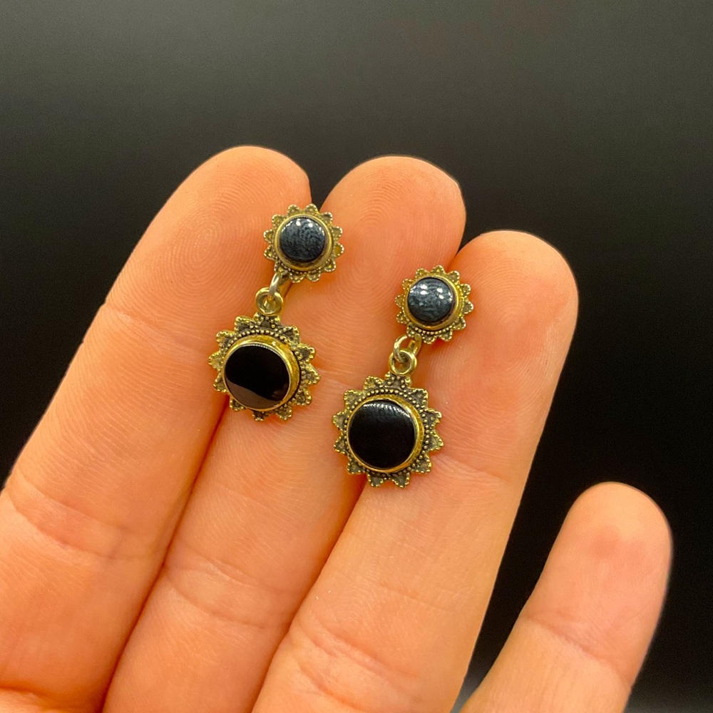 Vintage Danecraft Signed Black Enamel and Gold Tone Screw Back Earrings